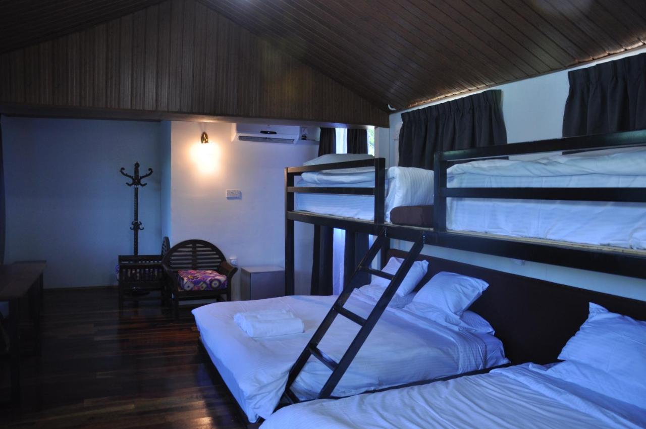 Joe Fisherman Inn Kampung Teluk Nipah Eksteriør bilde