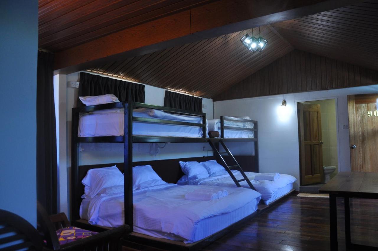 Joe Fisherman Inn Kampung Teluk Nipah Eksteriør bilde